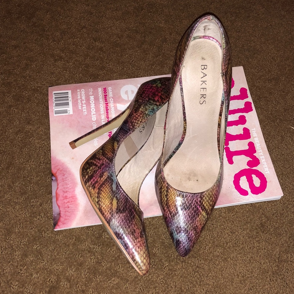 Colorful faux snake skin pumps